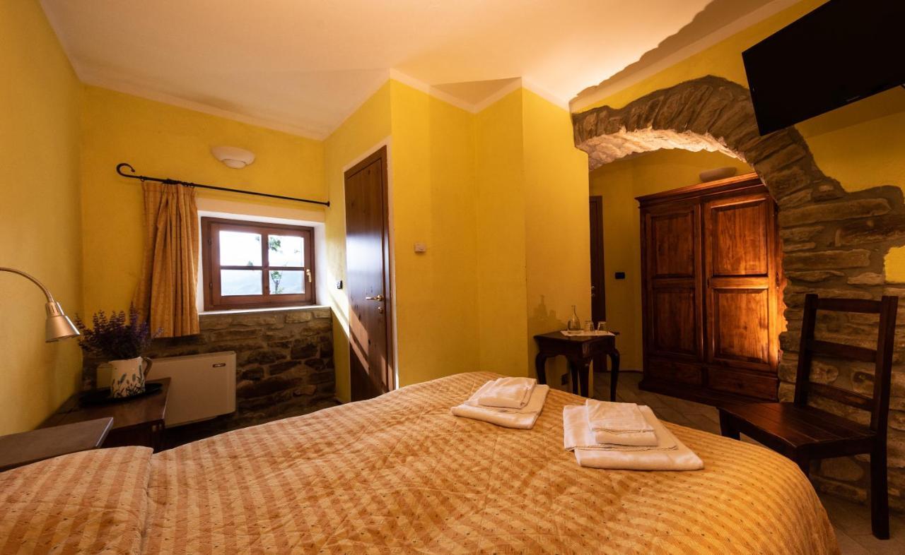 Agriturismo Gallo Cortemilia Exteriér fotografie