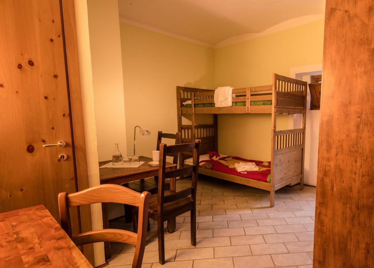 Agriturismo Gallo Cortemilia Pokoj fotografie