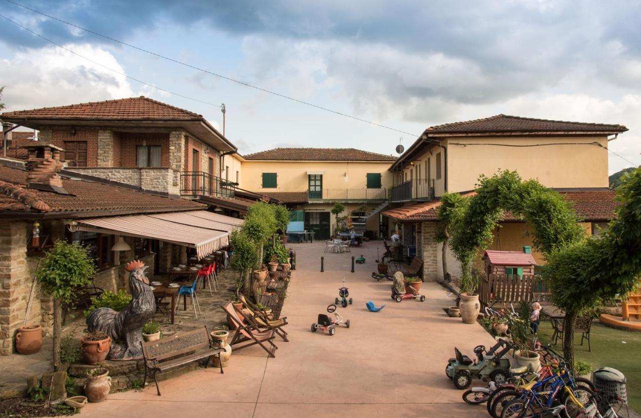 Agriturismo Gallo Cortemilia Exteriér fotografie